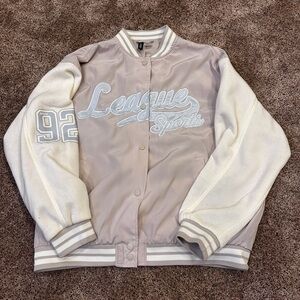 H&M Women's Varsity Jacket - Cream and Tan